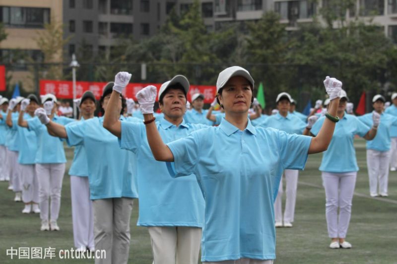 Daxue Consulting-sports in China- Square dance in China