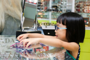 eyewear market in china