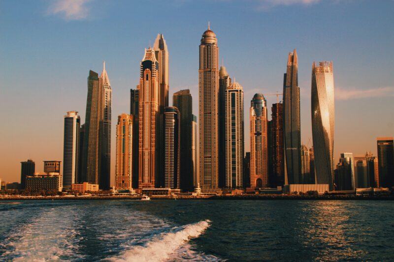 affluent Chinese moving to the middle east