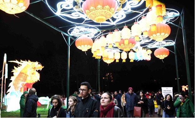 Yuyuan Garden Lantern Festival in Paris
