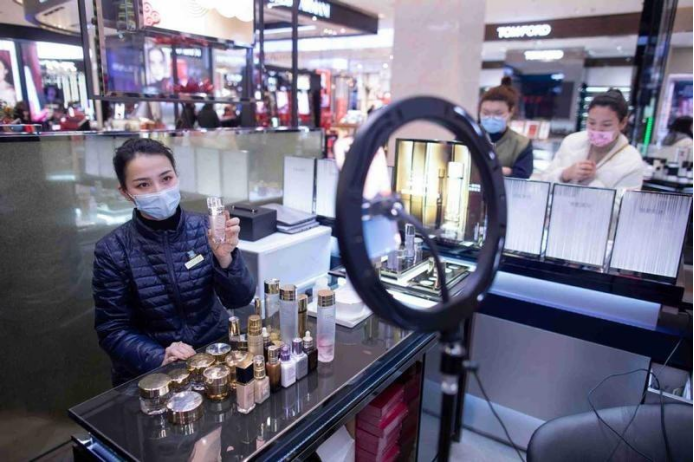 Cosmetic distribution in China- livestreaming